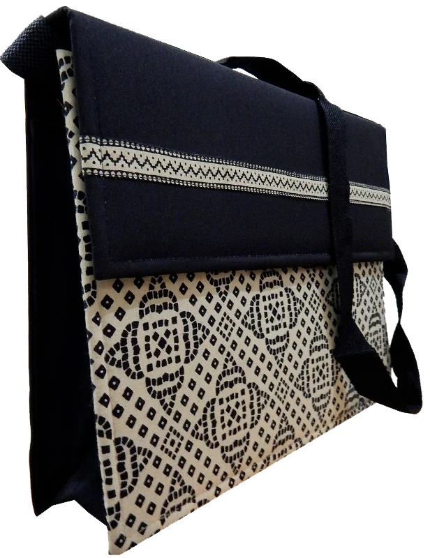 printed-laptop-bag-side-1000×1000